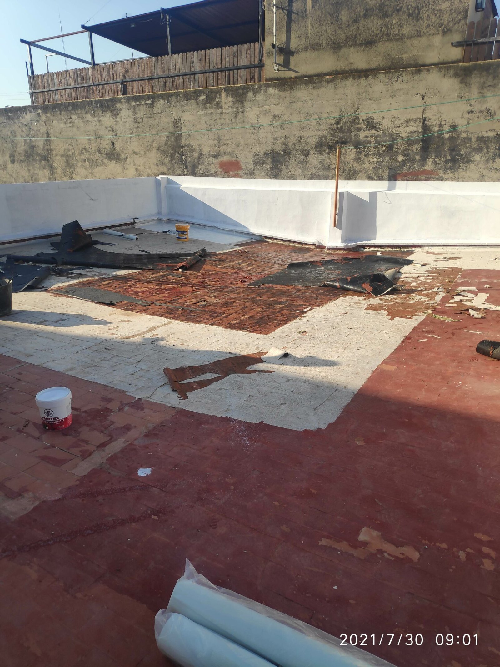 Rehabilitación e impermeabilización de azotea comunitaria