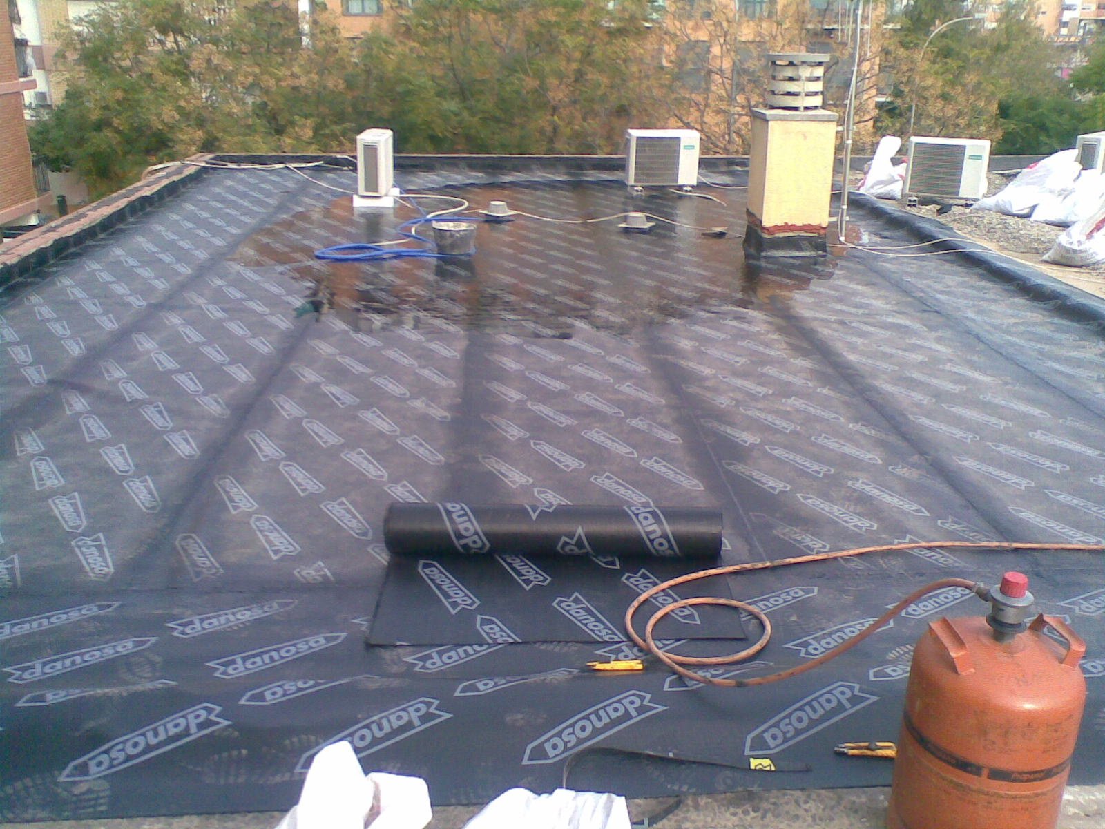 Rehabilitacion e impermeabilizacion de terraza intransitable invertida